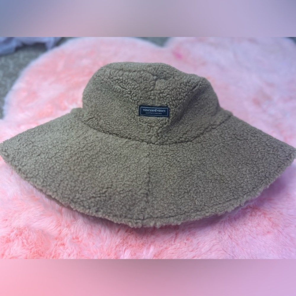 Vineyard Vines Tan Bucket Hat